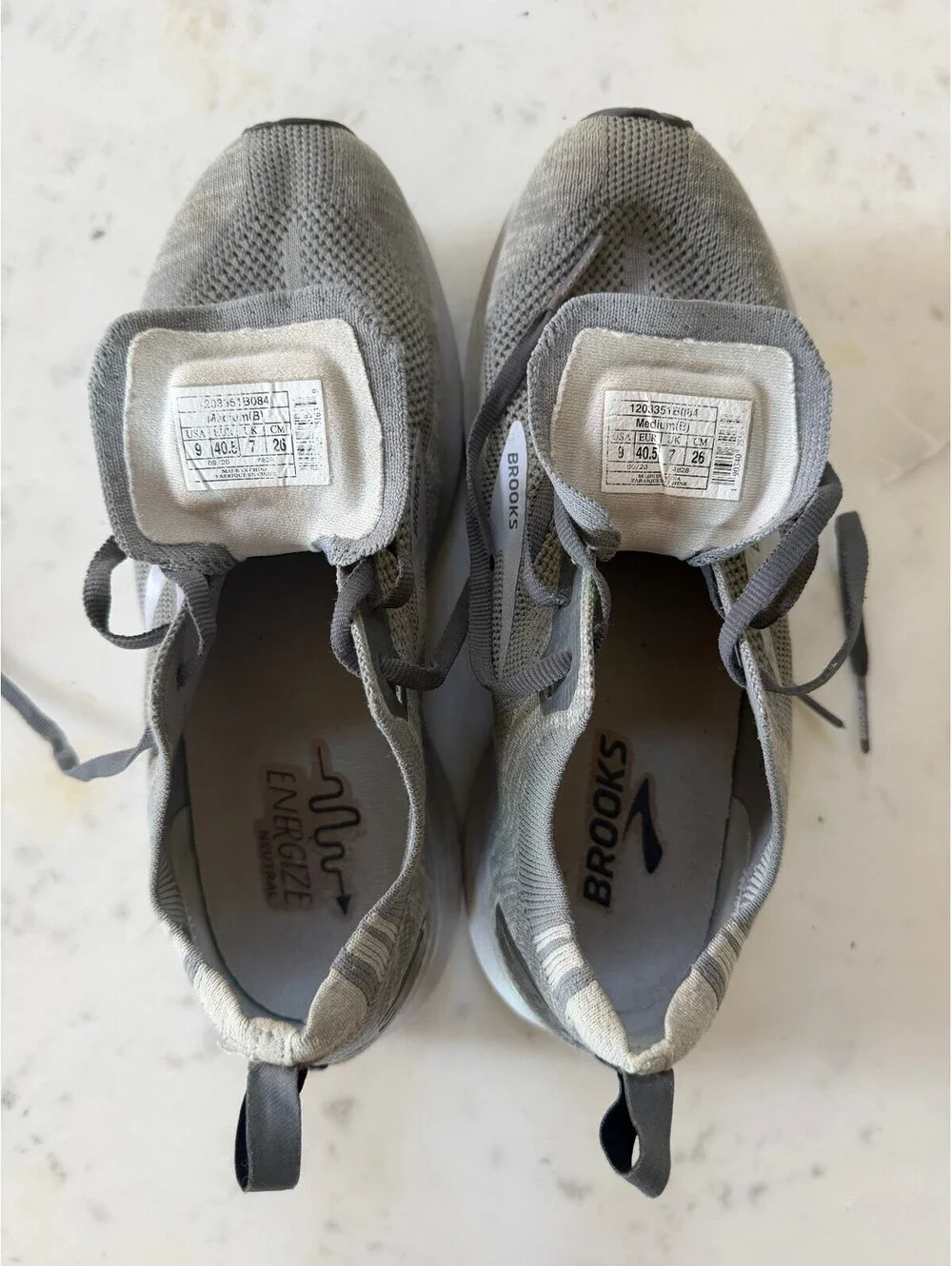 Brooks Levitate 4 running shoes - Size 9